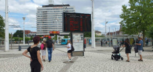 Hradec Králové, přístup na hlavní nádraží