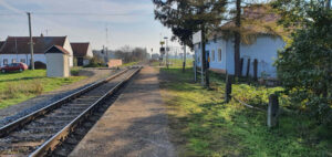 Vlaková zastávka Dobré Pole na trati z Břeclavi do Znojma