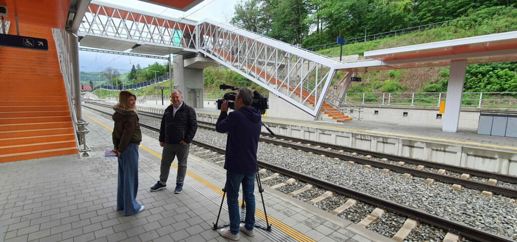 Nové nádraží v Adamově a natáčení pro Českou televizi