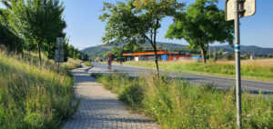 Autobusová zastávka "Hradčany, železniční stanice"