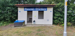 Přístřešek na zastávce Rovné-Divišov