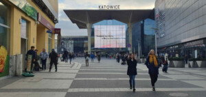 Příchod na nádraží Katowice (Dworzec Nowy)