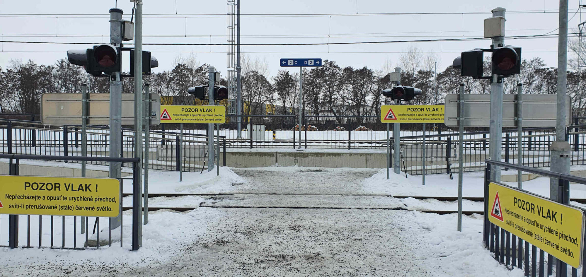 Šternberk > příchod na nástupiště na vlak